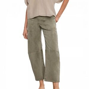 Velvet by Graham & Spencer Brylie Curved Knee Pants Size 12